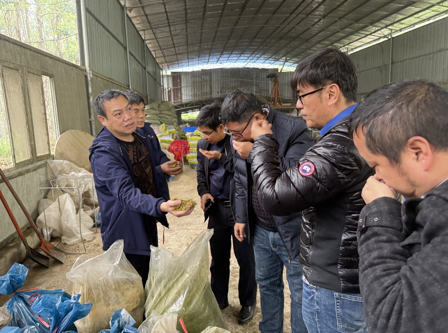 金陵農(nóng)牧集團前來調研14.jpg