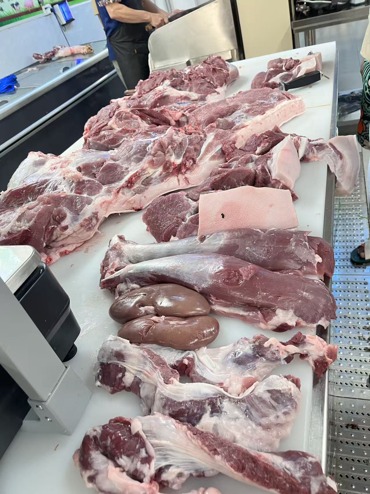 生態(tài)豬肉2.jpg